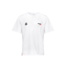 Белая футболка